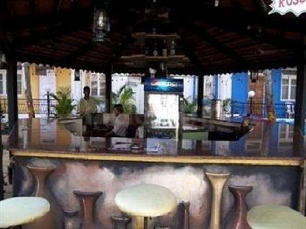 Alor Holiday Resort Calangute Bagian luar foto