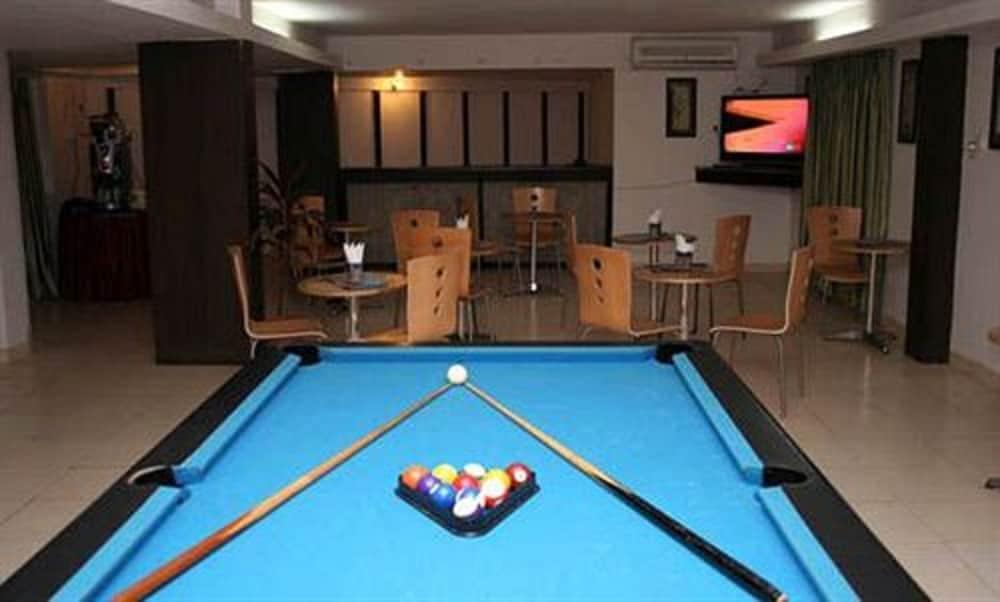 Alor Holiday Resort Calangute Bagian luar foto