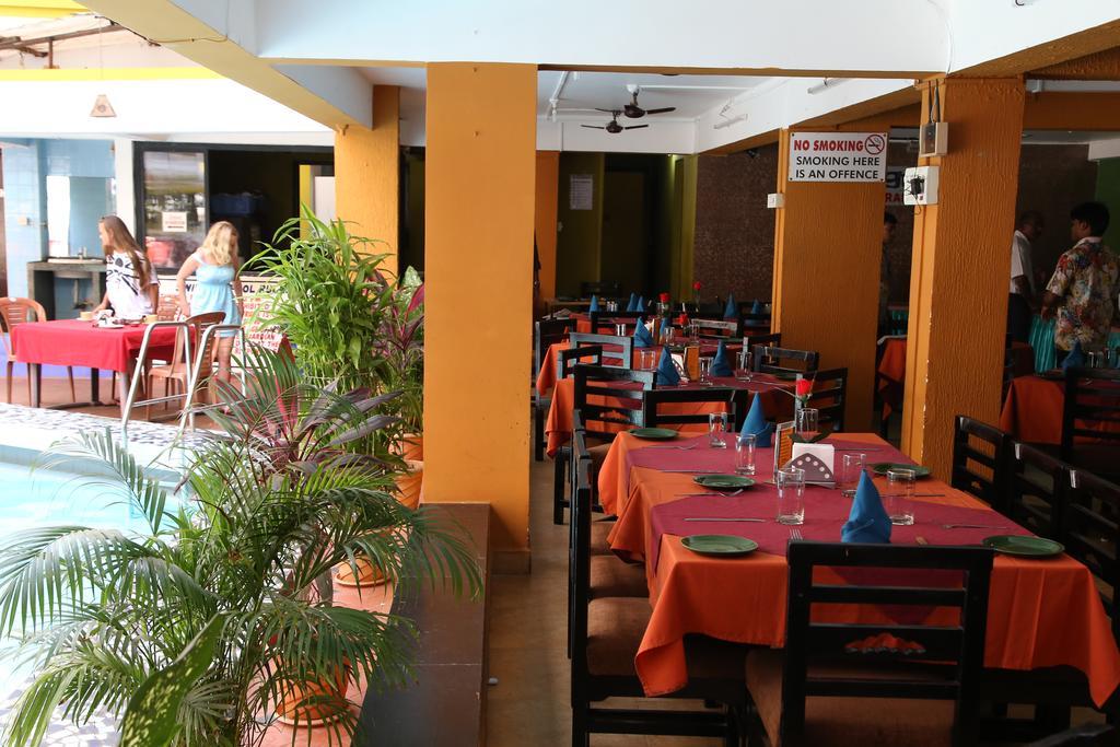 Alor Holiday Resort Calangute Bagian luar foto