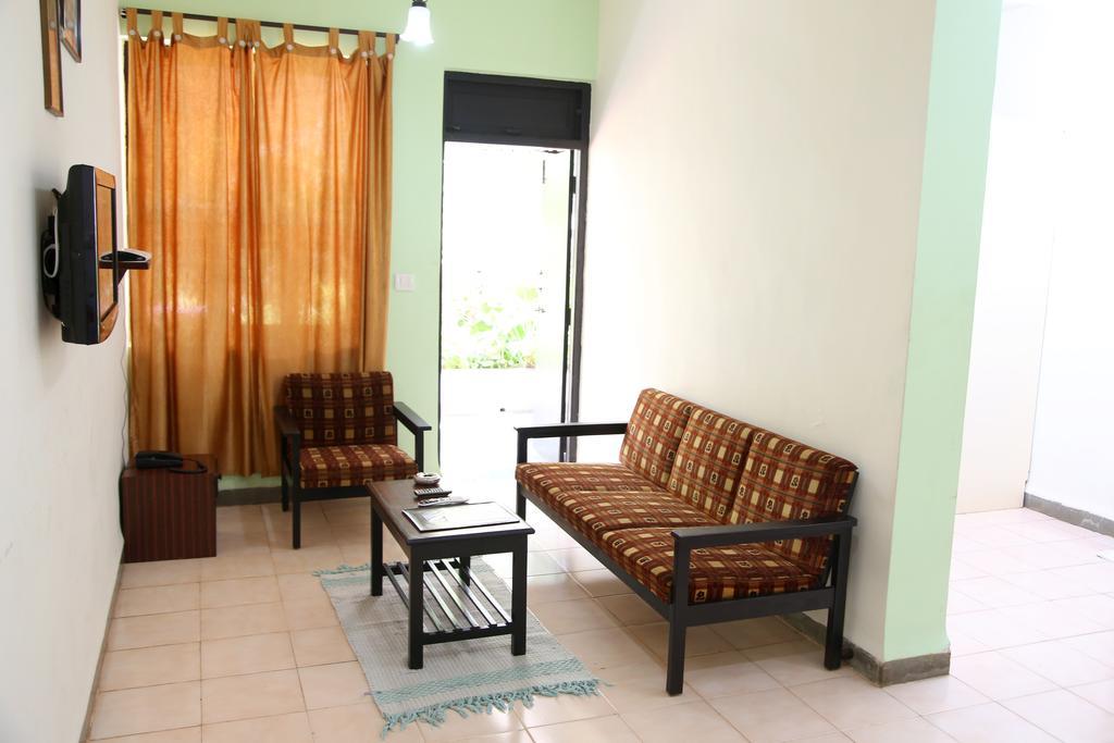 Alor Holiday Resort Calangute Bagian luar foto
