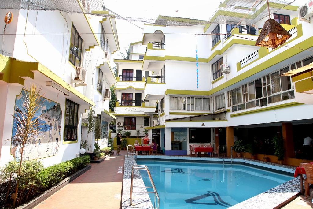 Alor Holiday Resort Calangute Bagian luar foto