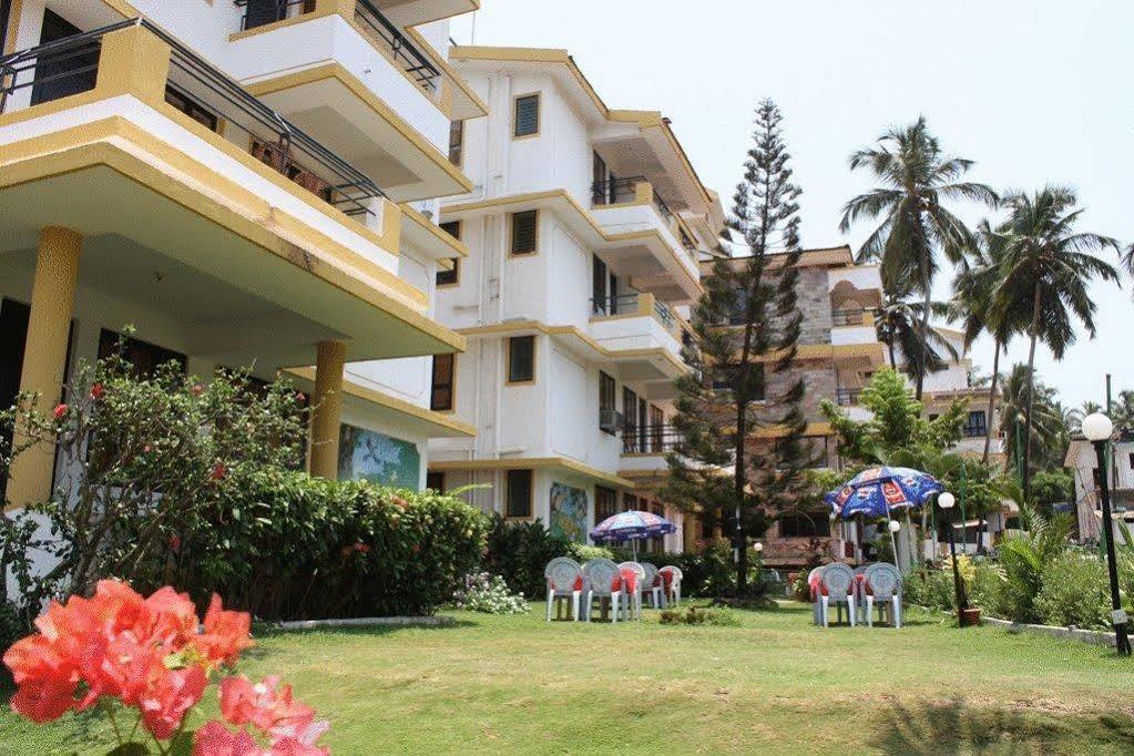 Alor Holiday Resort Calangute Bagian luar foto